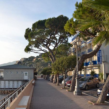 Residence Costa Templada Ventimiglia Exterior foto