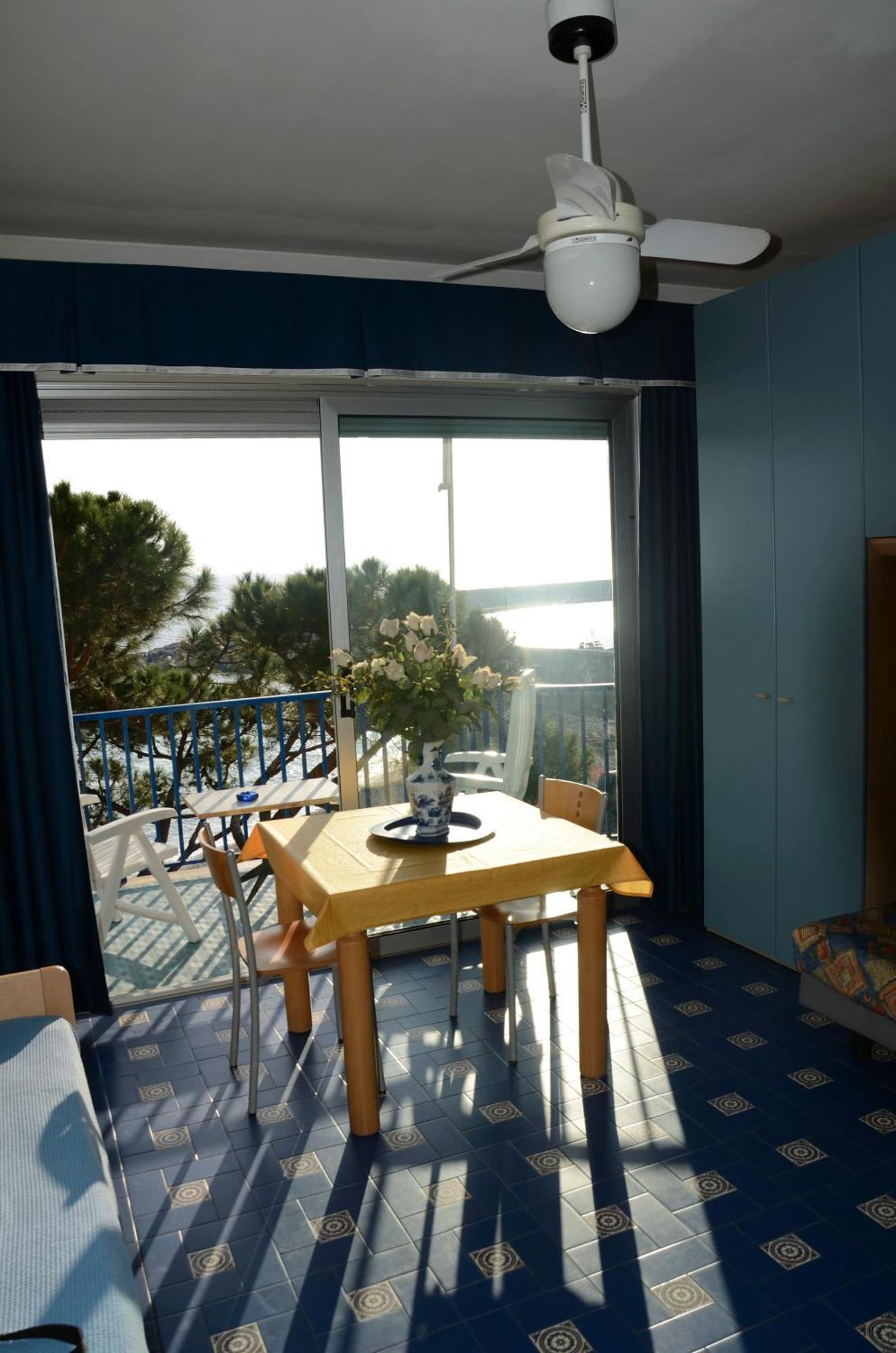 Residence Costa Templada Ventimiglia Exterior foto