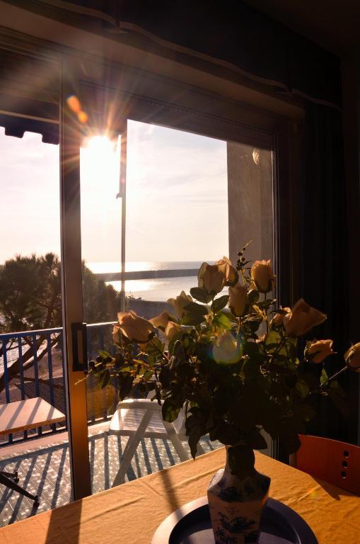 Residence Costa Templada Ventimiglia Habitación foto